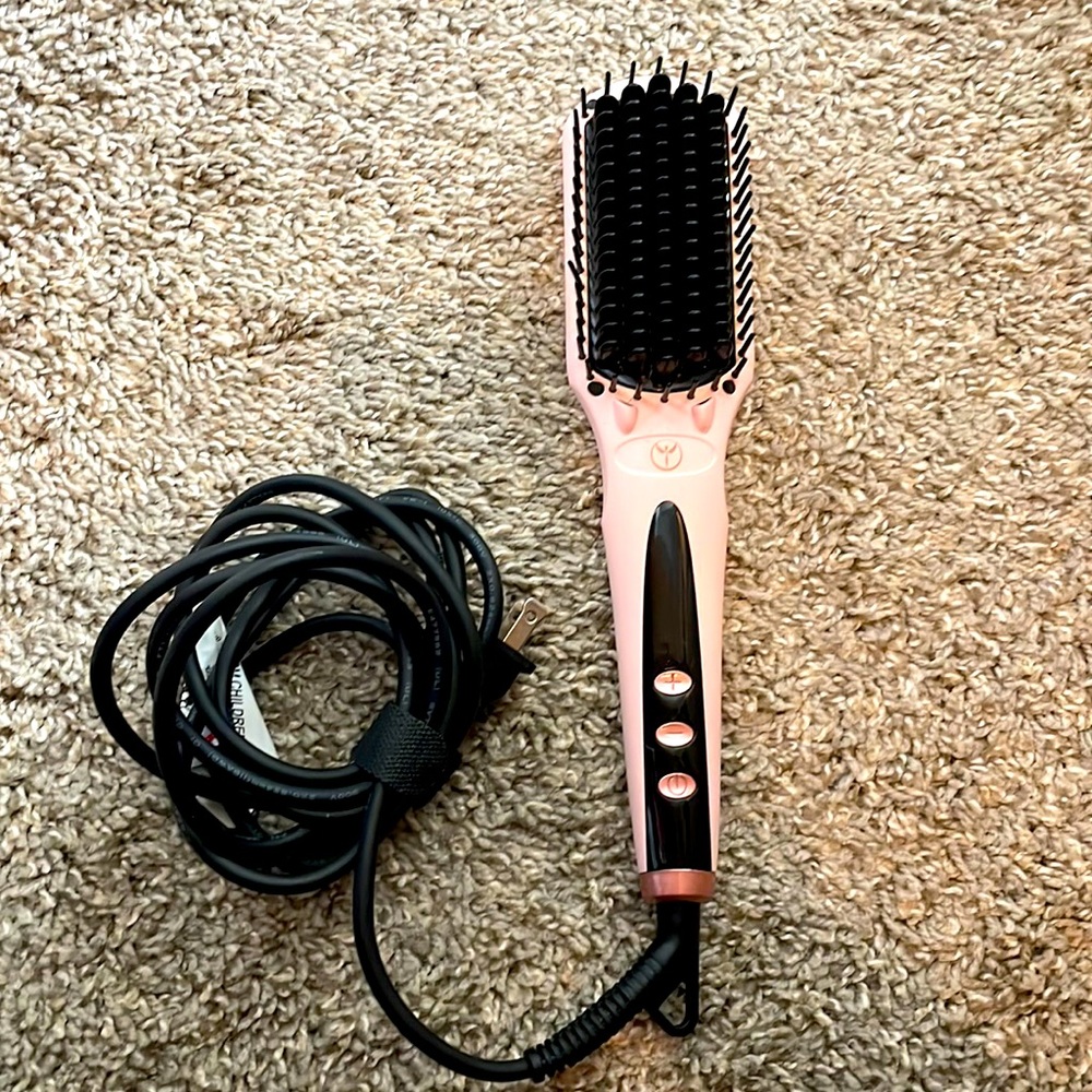 Lange straightening brush